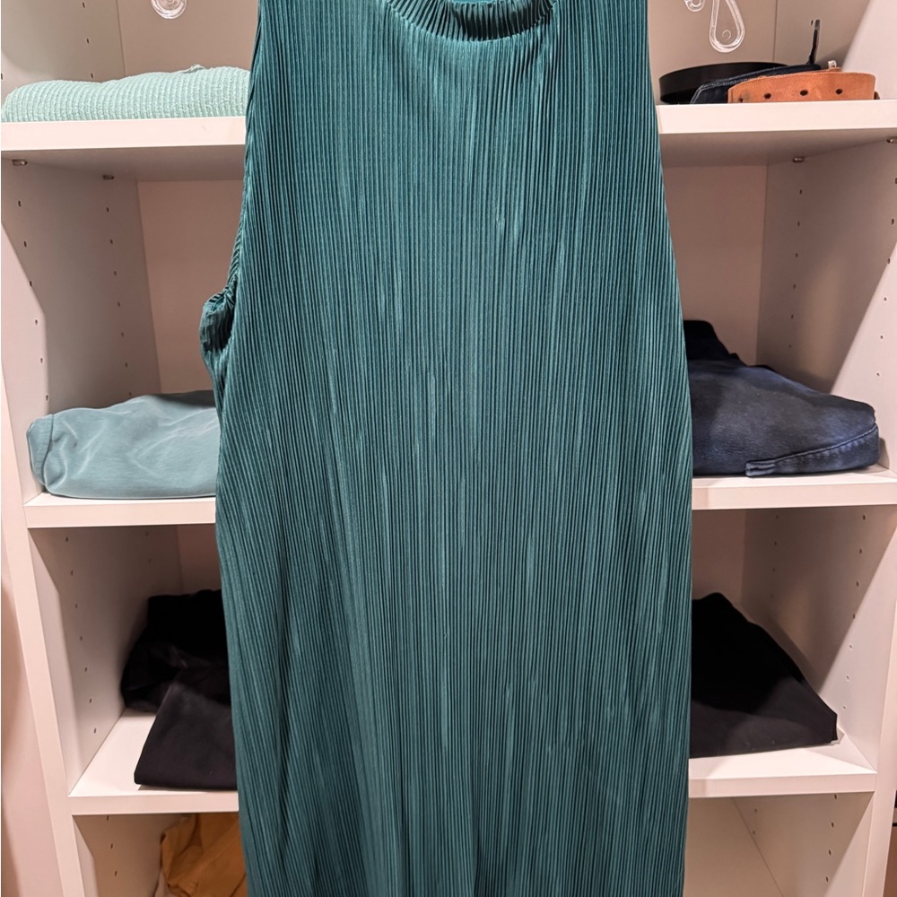 BB Dakota Teal Pleated Midi Dress